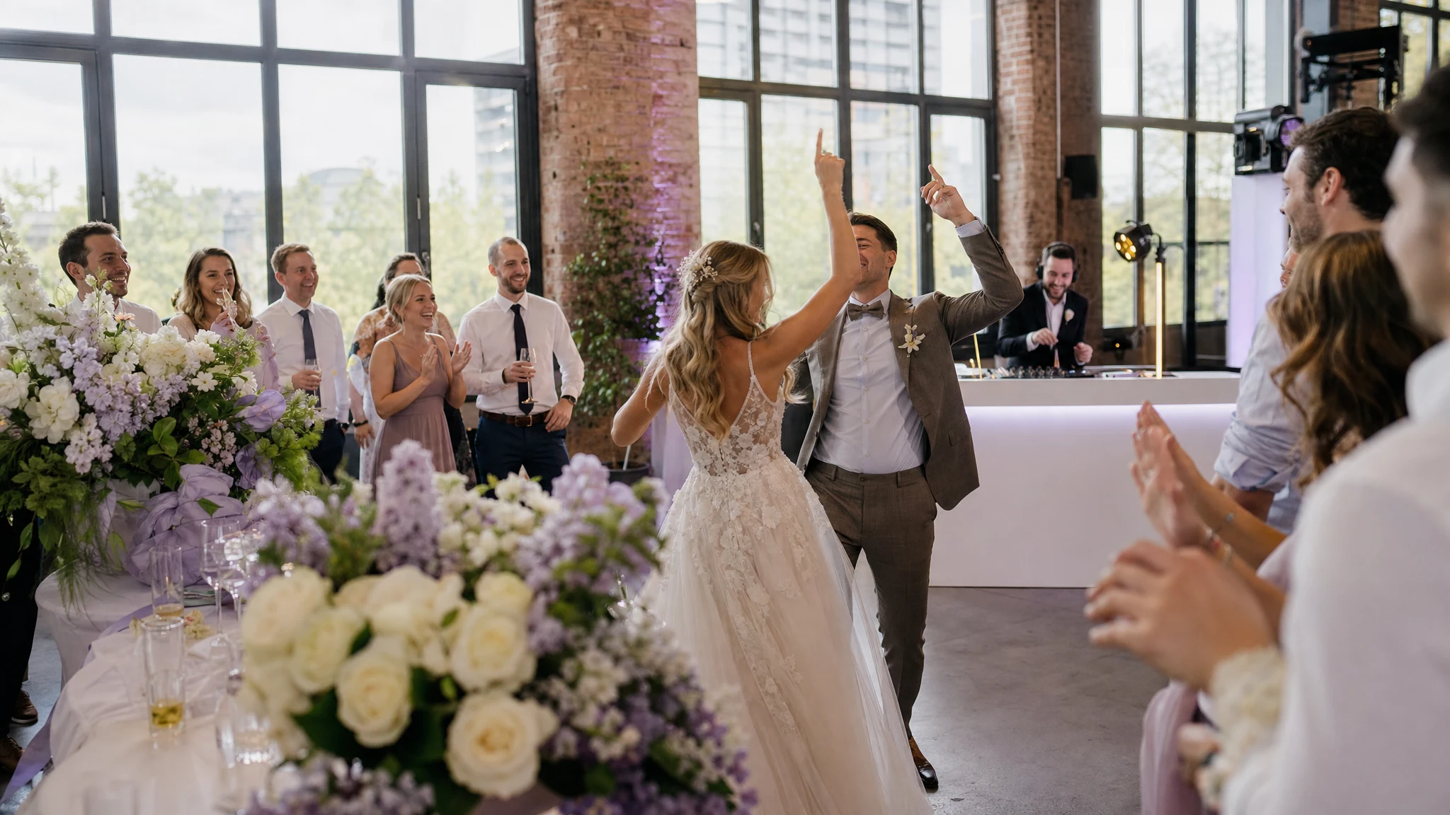 DJ Köln Hochzeit: So findest du den perfekten Soundtrack für euren großen Tag