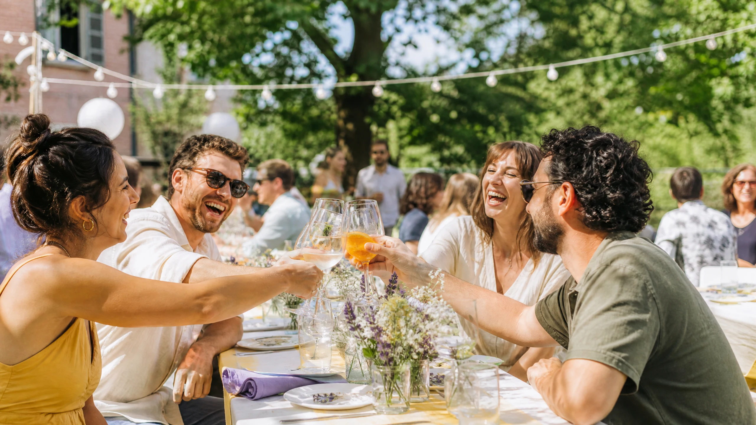 Firmenfeier Ideen Sommer: So wird dein Sommerfest unvergesslich