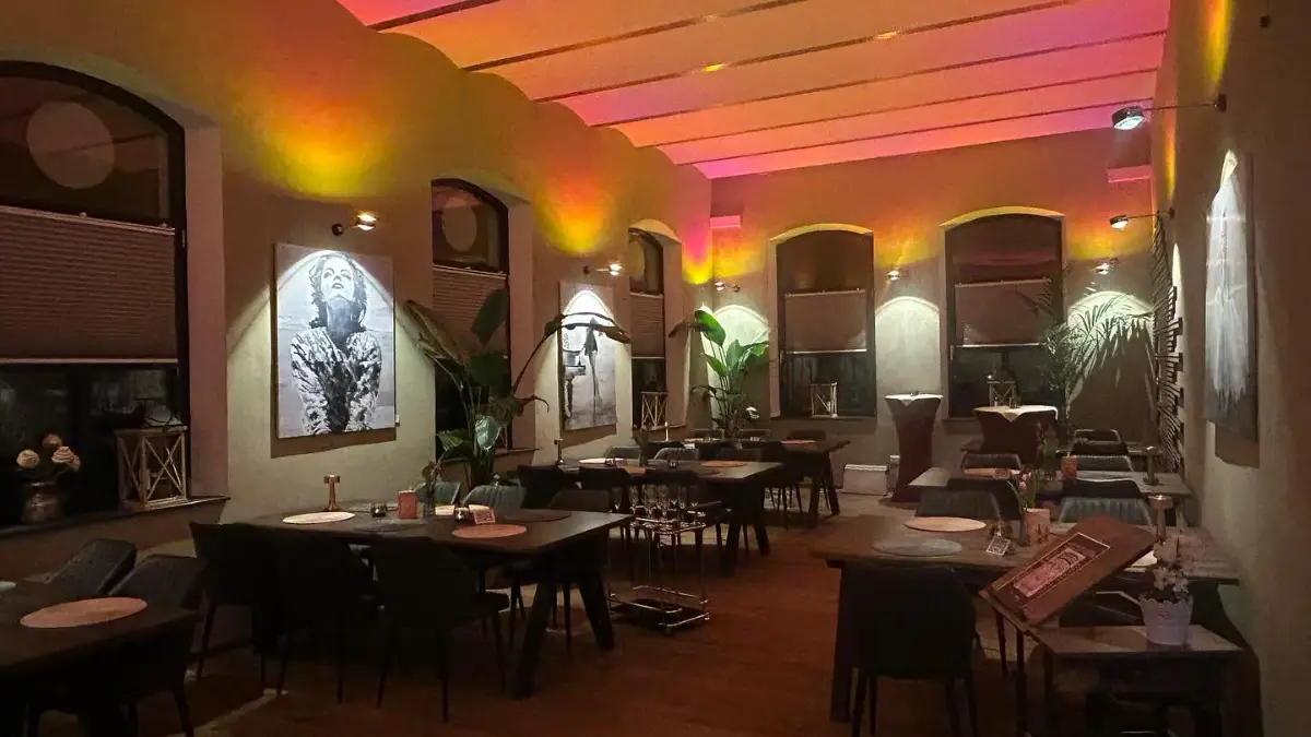 Restaurant Interieur Stilvolle Beleuchtung Essen
