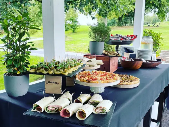 Buffet Im Freien Skewers Pizza Wraps