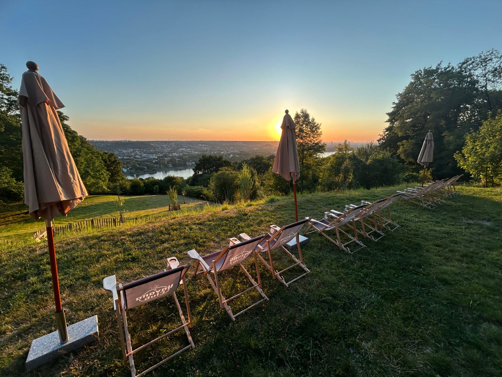 am Winzerhäuschen am Drachenfels
