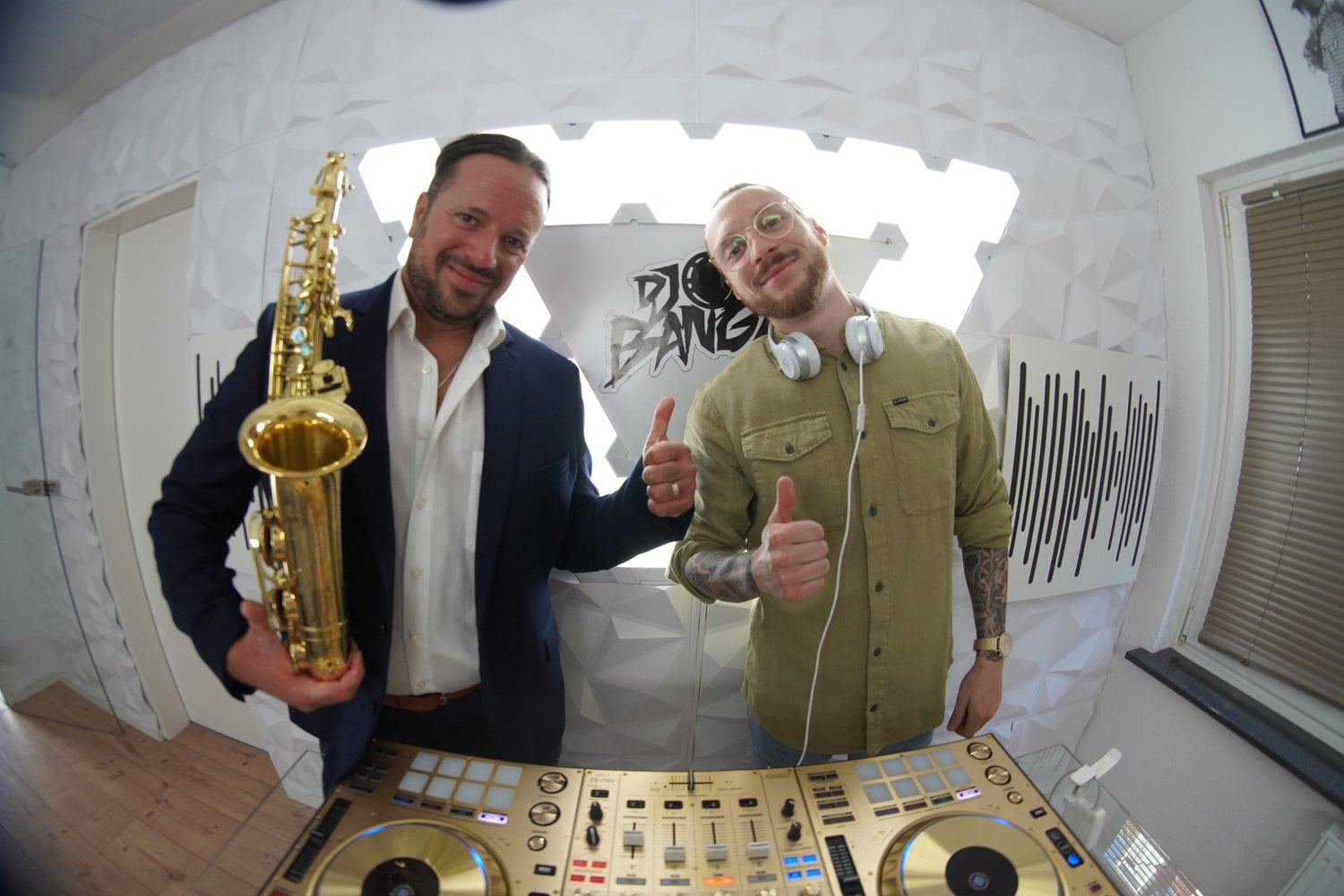 DJ BANGZ - Bild 1