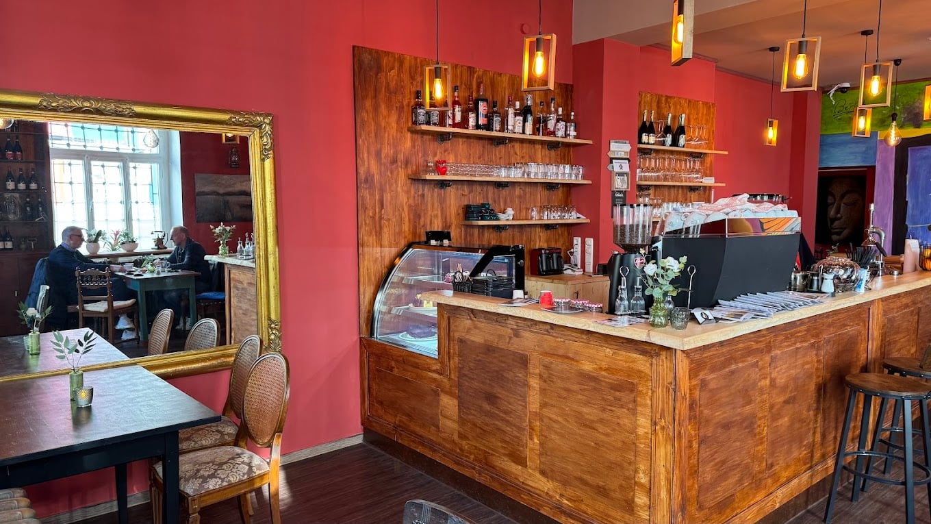 Café Lux Mundi – bar.jpg