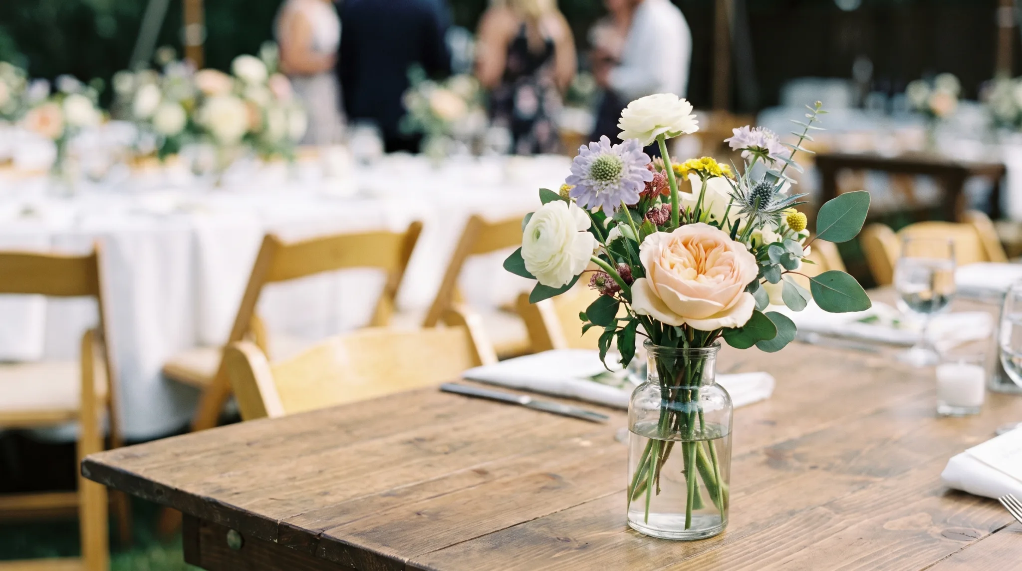 Blumengestecke und Tischdeko eines Florist in Düsseldorf